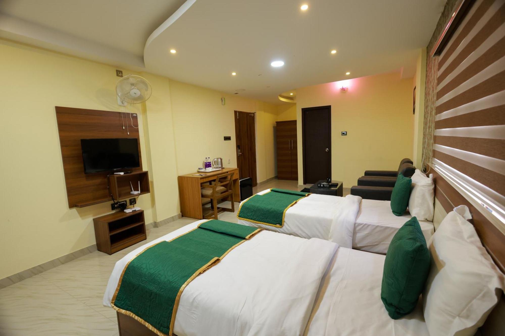 Builda Park Inn Ottappalam Exterior photo