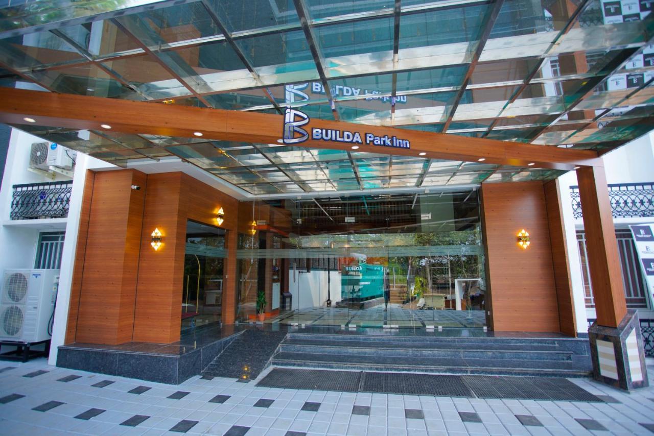 Builda Park Inn Ottappalam Exterior photo
